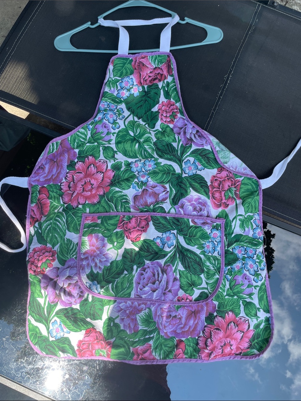 Vintage Woolco Department Store Botanical Floral Cotton Apron in Pink & Green